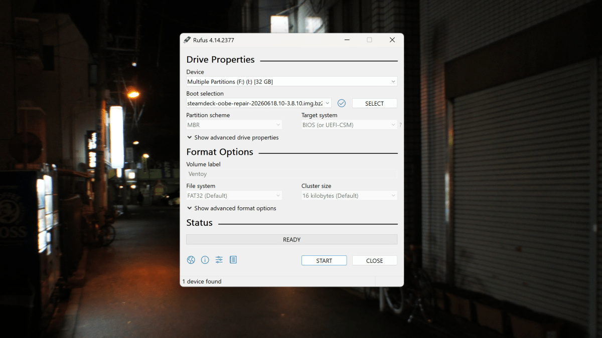 A menu in Rufus to create a bootable USB drive.